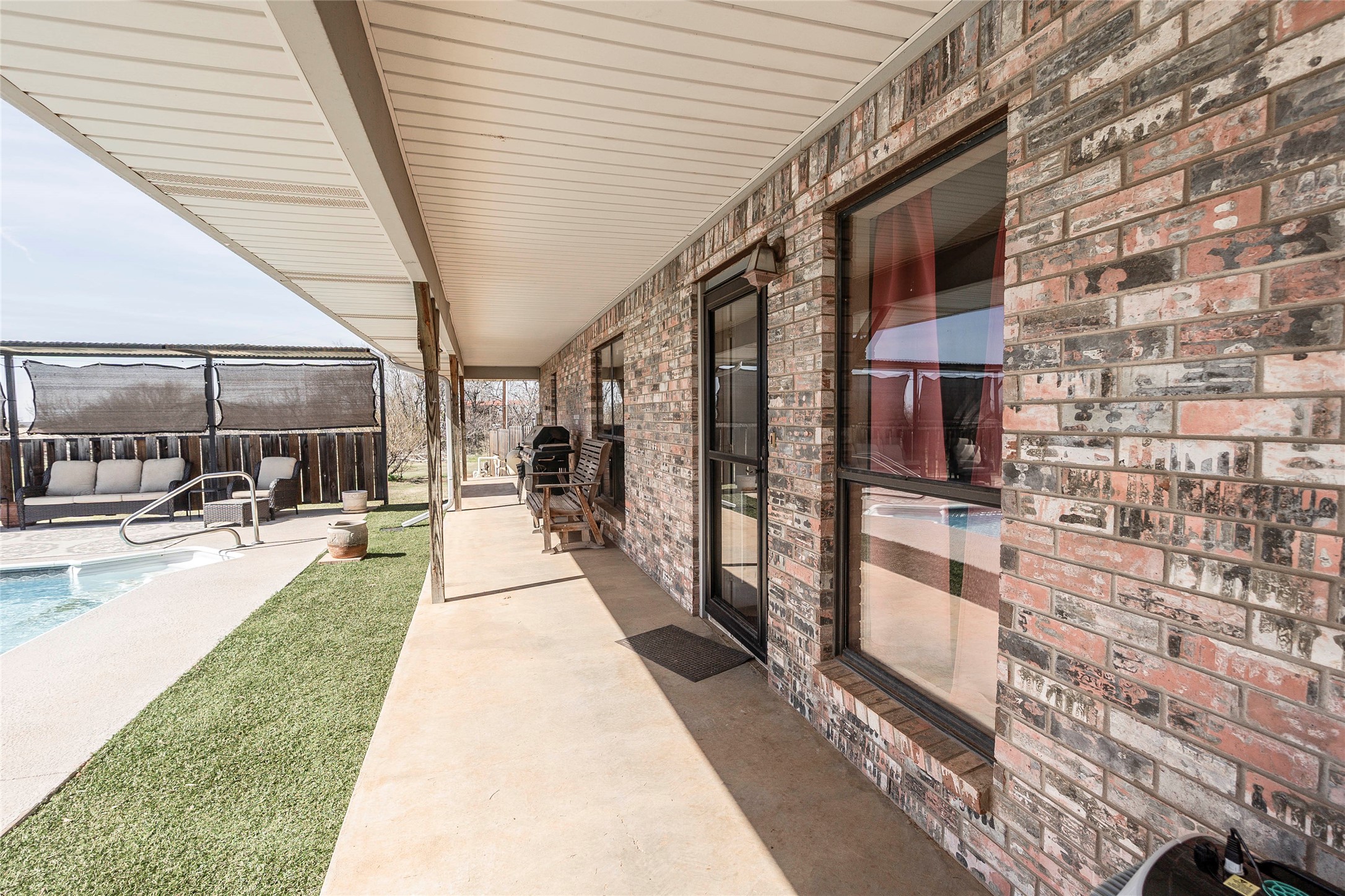 1007 W South Street Henrietta TX 76365