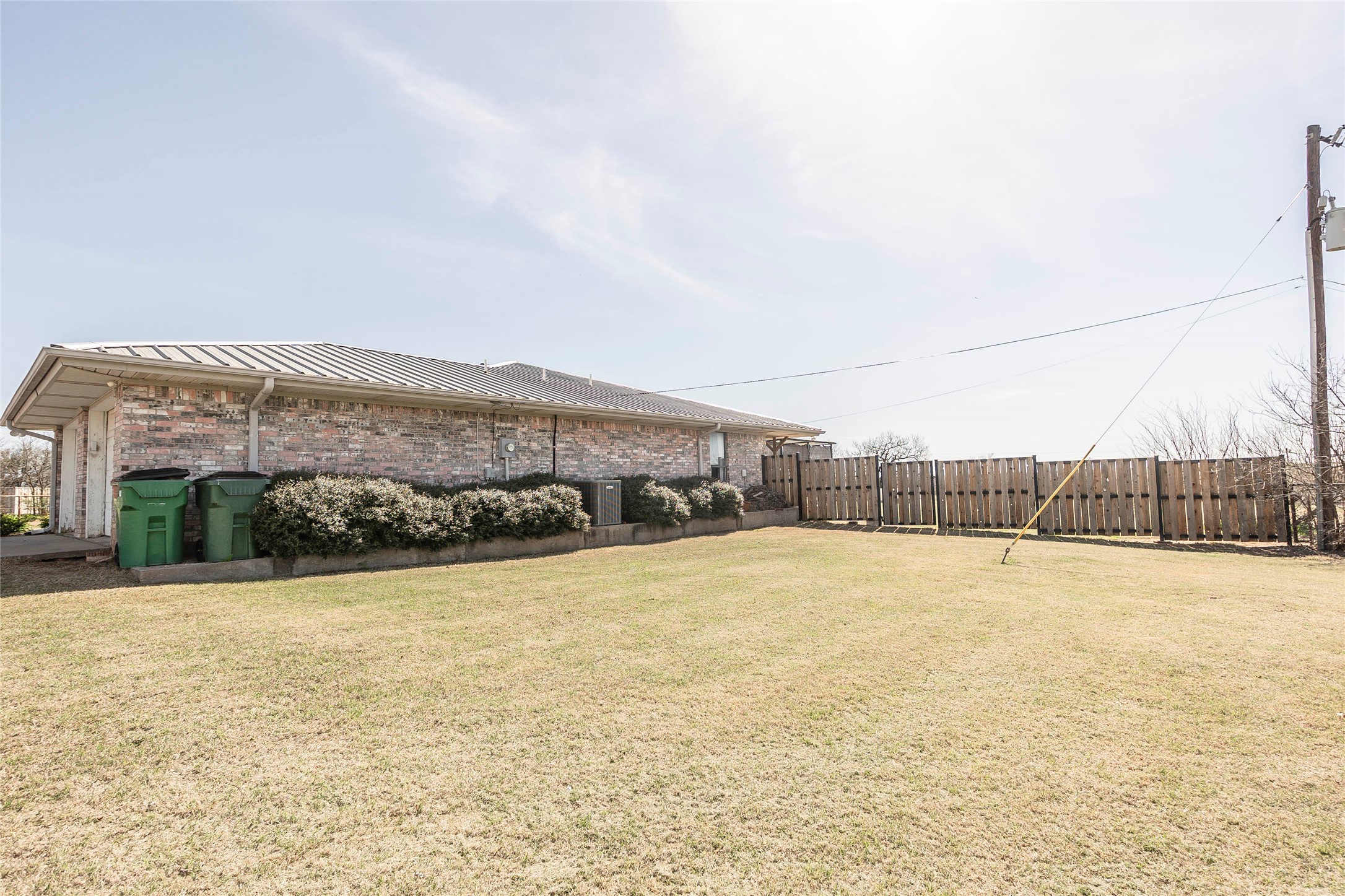 1007 W South Street Henrietta TX 76365