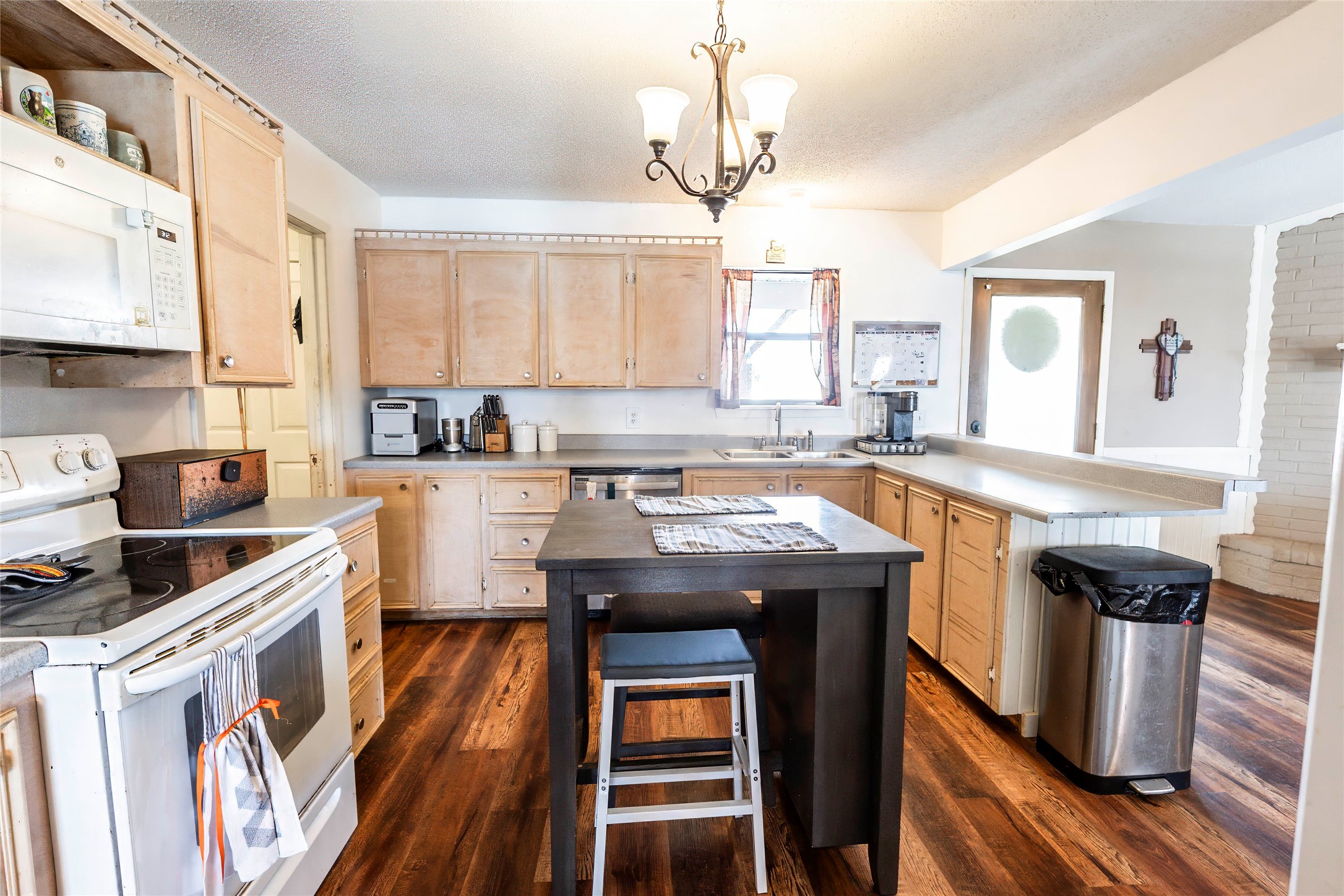 1007 W South Street Henrietta TX 76365