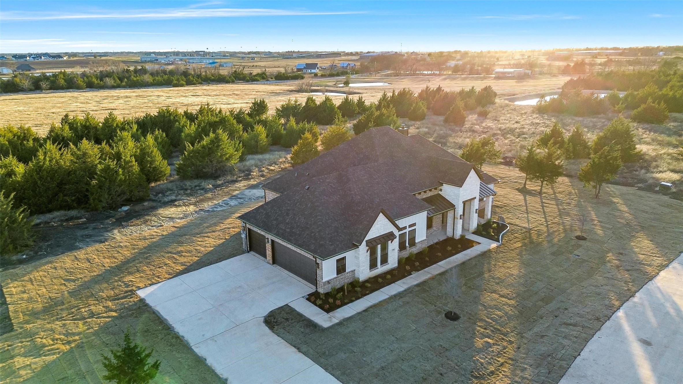 730 Evergreen Nevada TX 75173