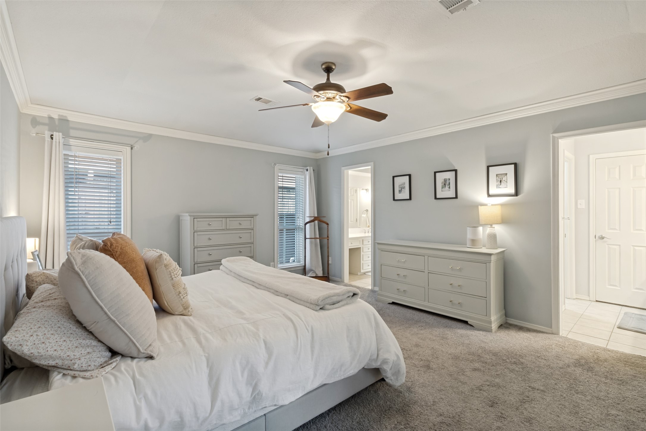6818 Truxton Drive Dallas TX 75231