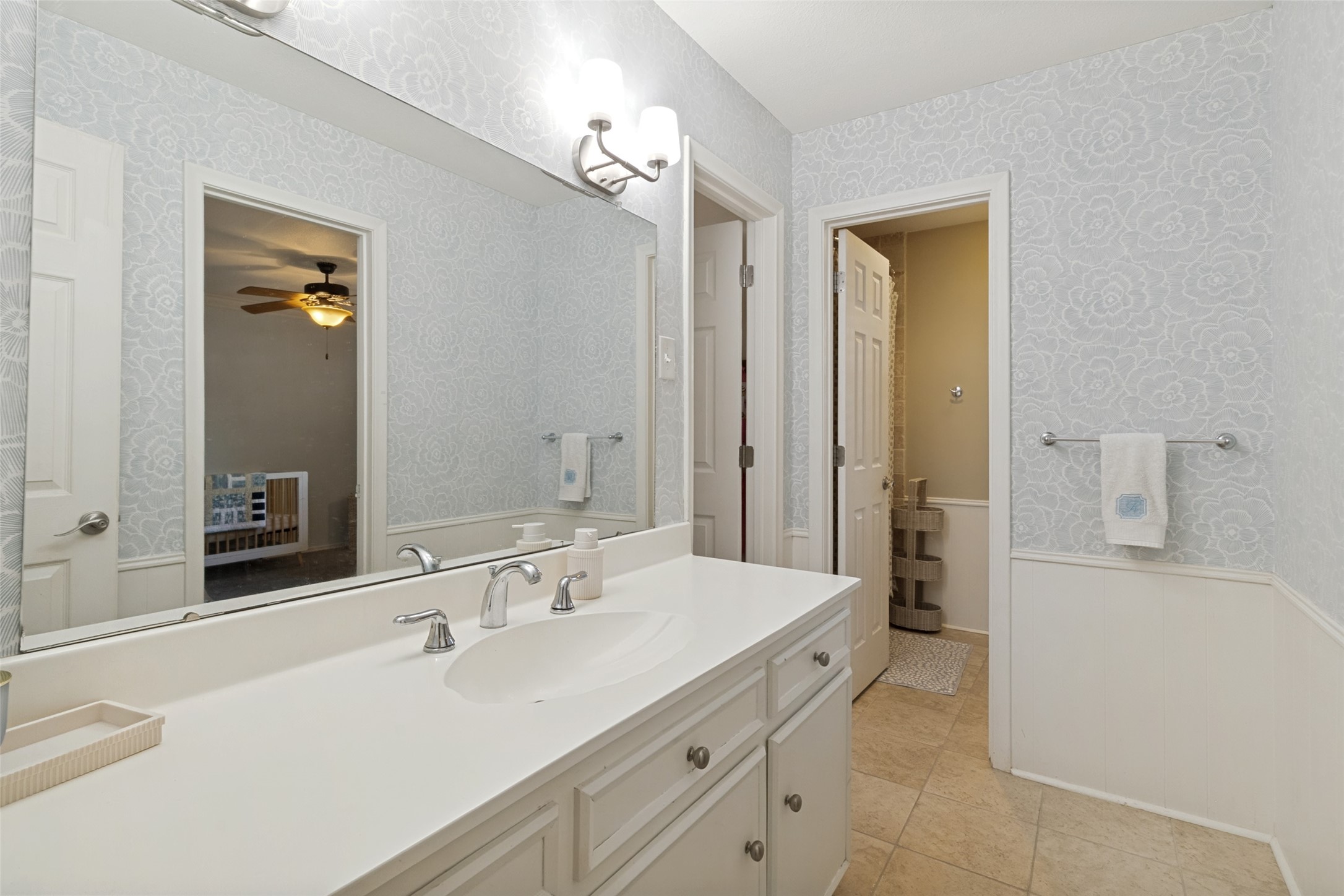6818 Truxton Drive Dallas TX 75231