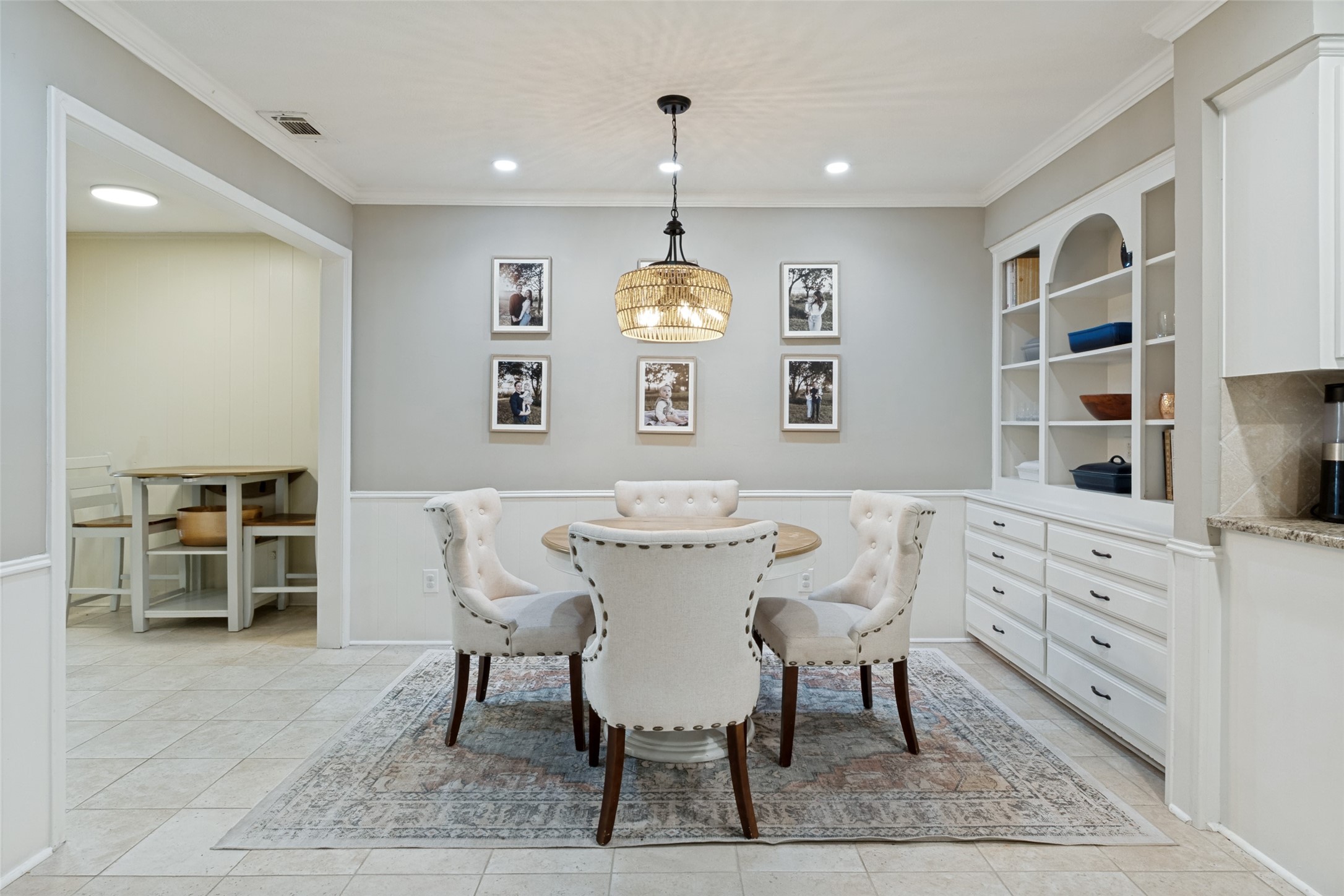 6818 Truxton Drive Dallas TX 75231