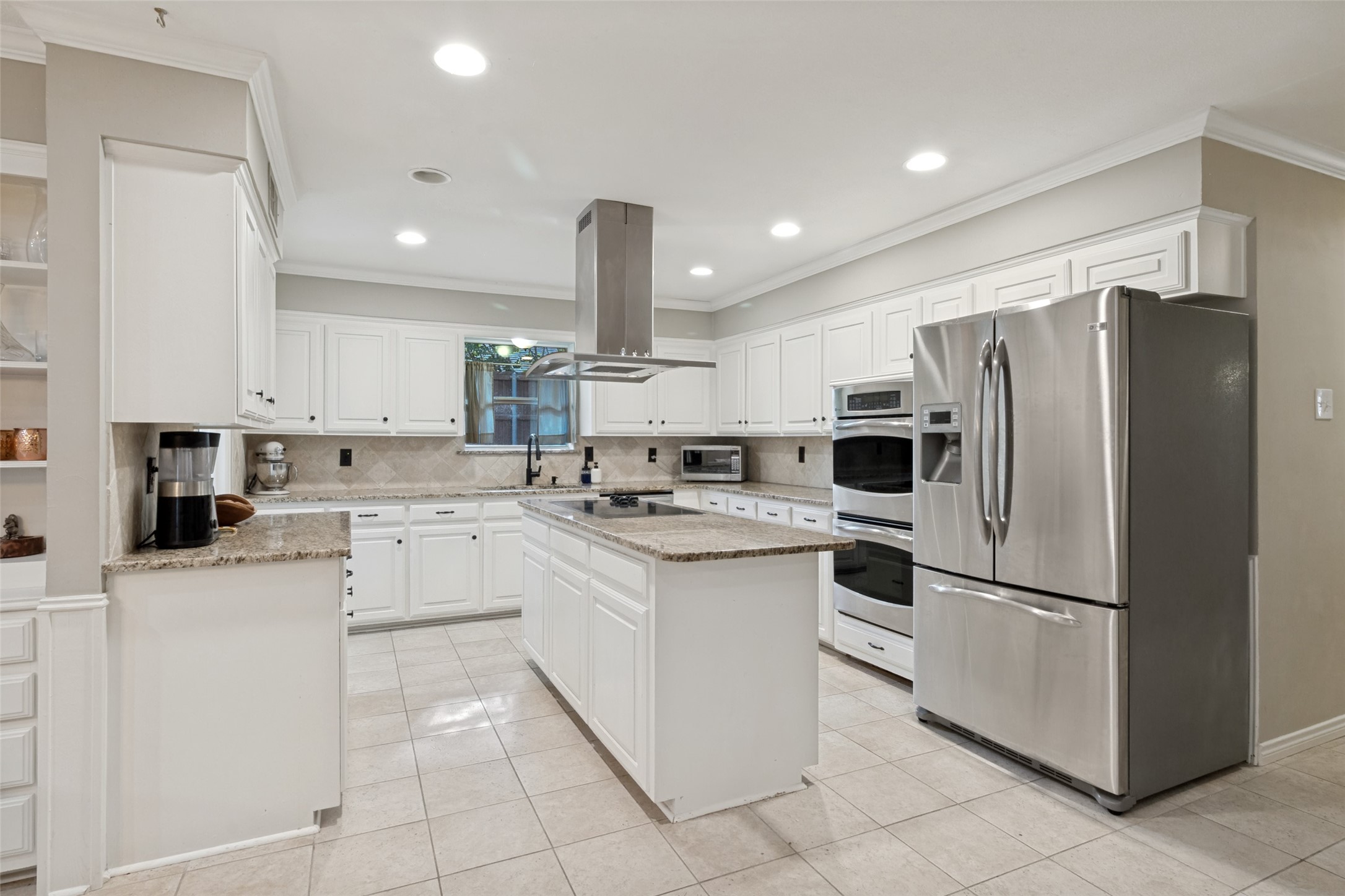 6818 Truxton Drive Dallas TX 75231
