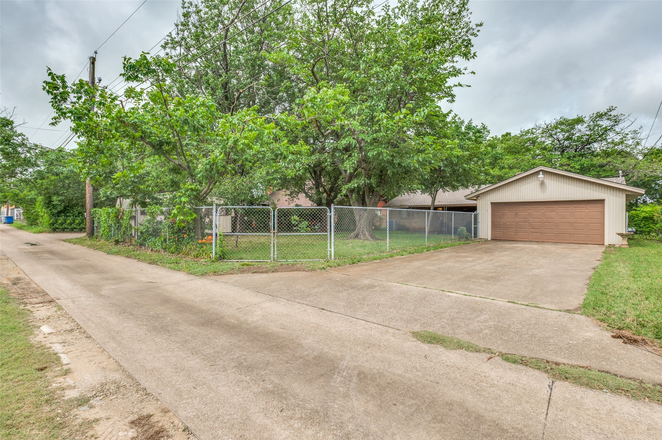 3618 Pomeroy Drive Dallas TX 75233
