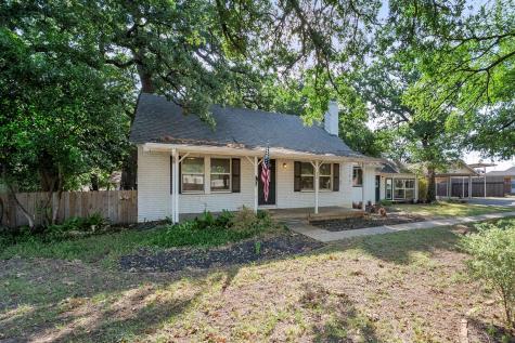 1512 Cardinal Road Mansfield TX 76063