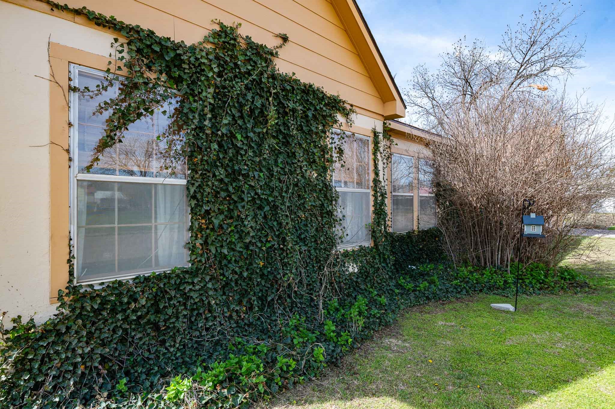 1107 N Avenue G Haskell TX 79521