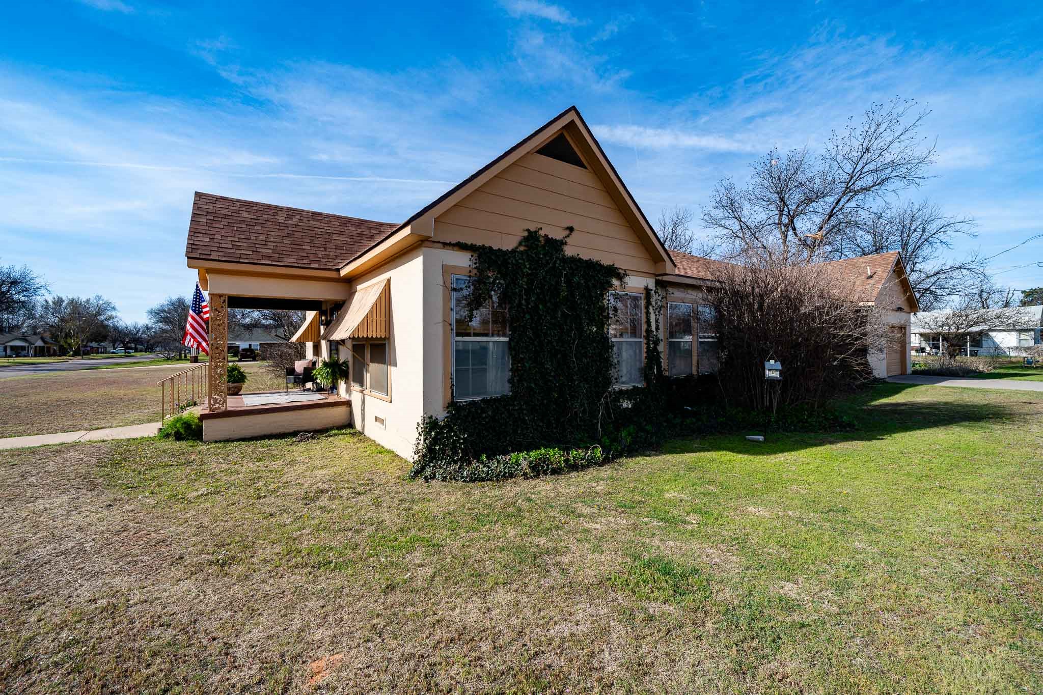 1107 N Avenue G Haskell TX 79521