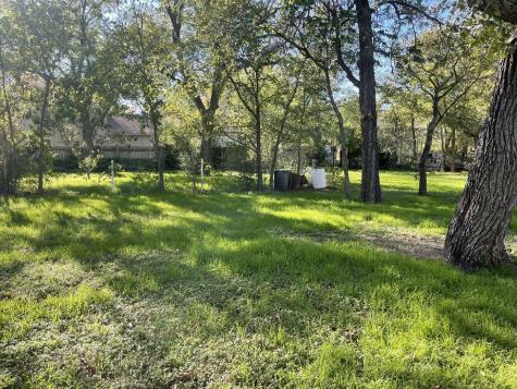588 S Minter Street Stephenville TX 76401