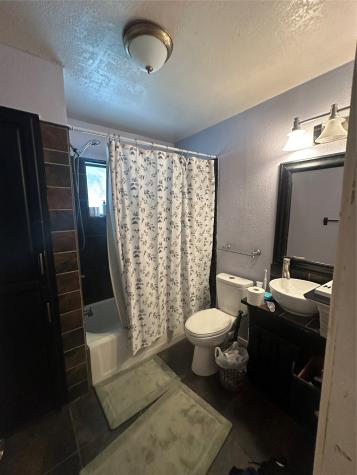 1711 Redwood Drive Cleburne TX 76033
