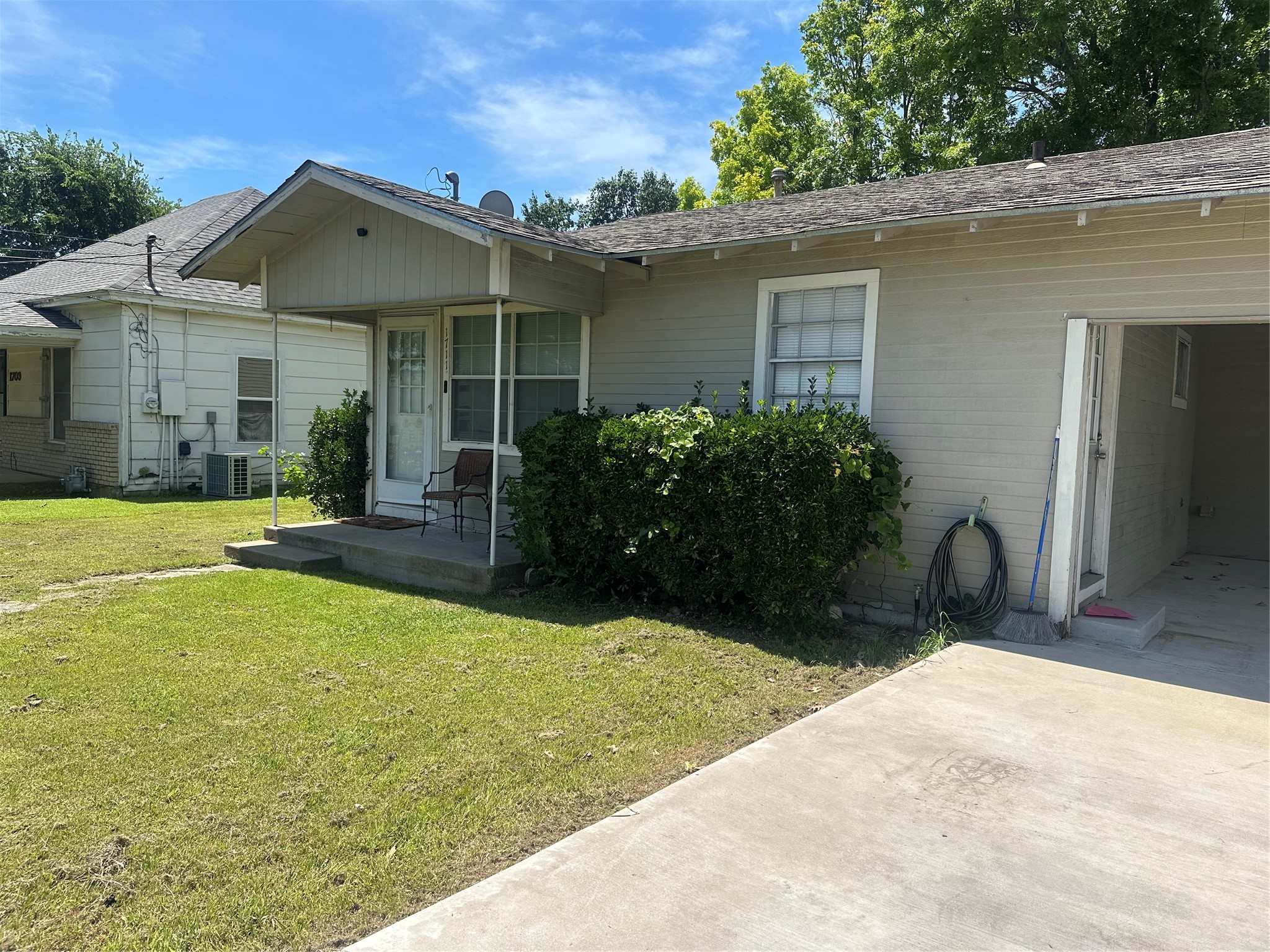 1711 Redwood Drive Cleburne TX 76033