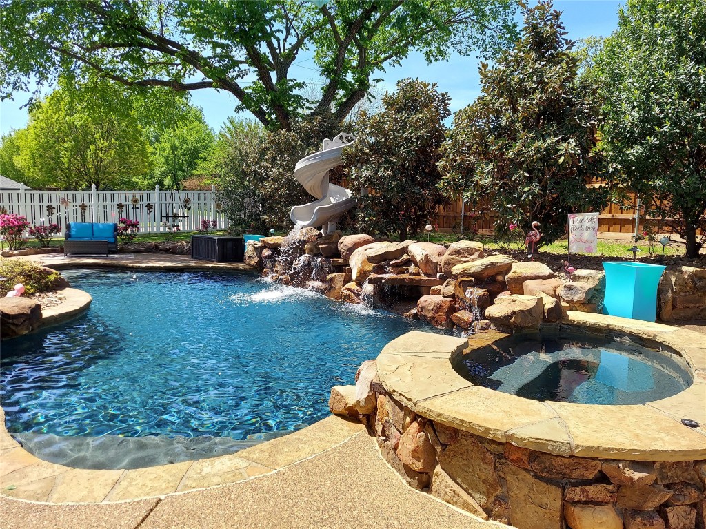 2614 Vistaview Drive Corinth TX 76210
