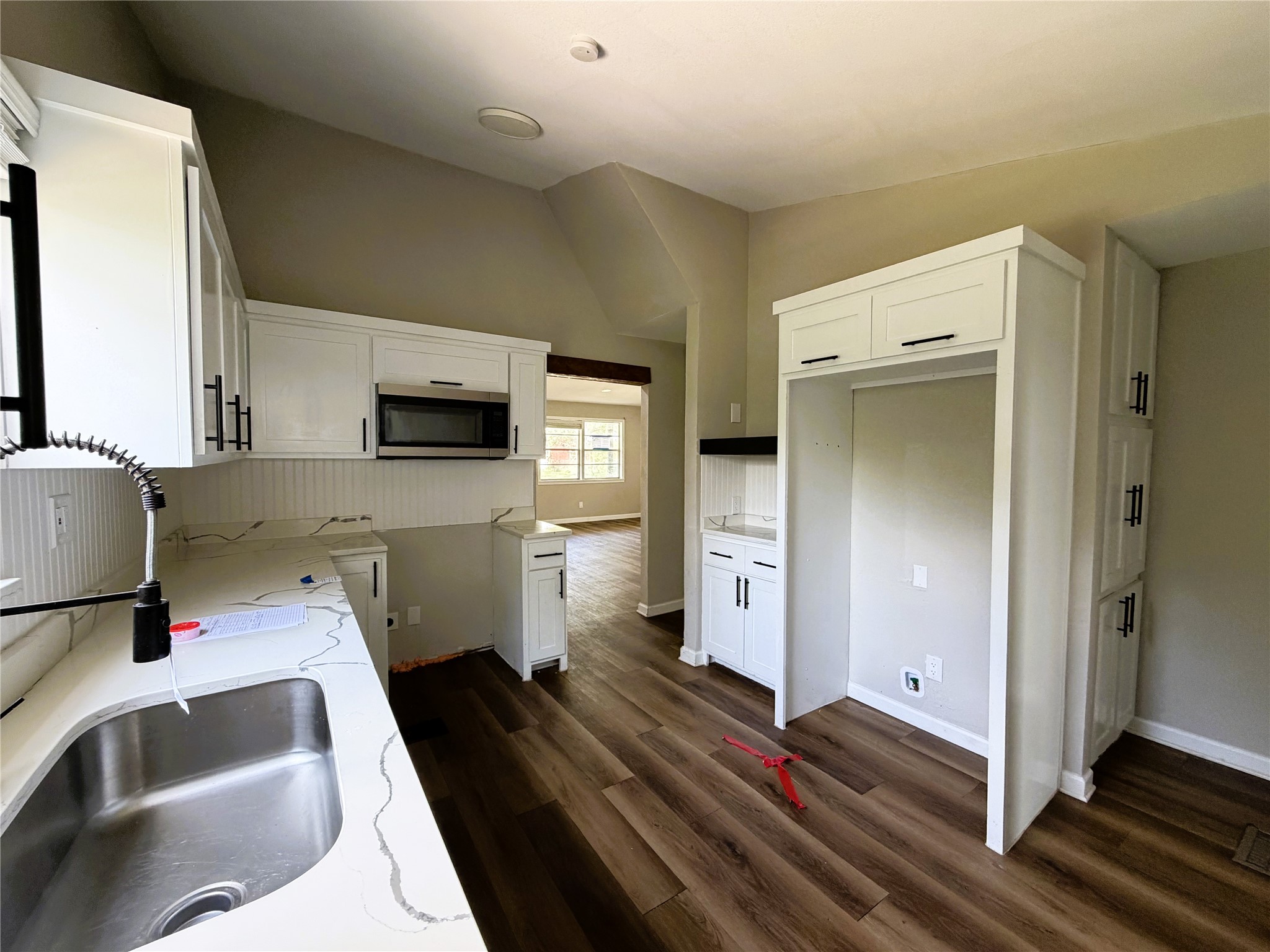 2817 N Mountain View Road Granbury TX 76048