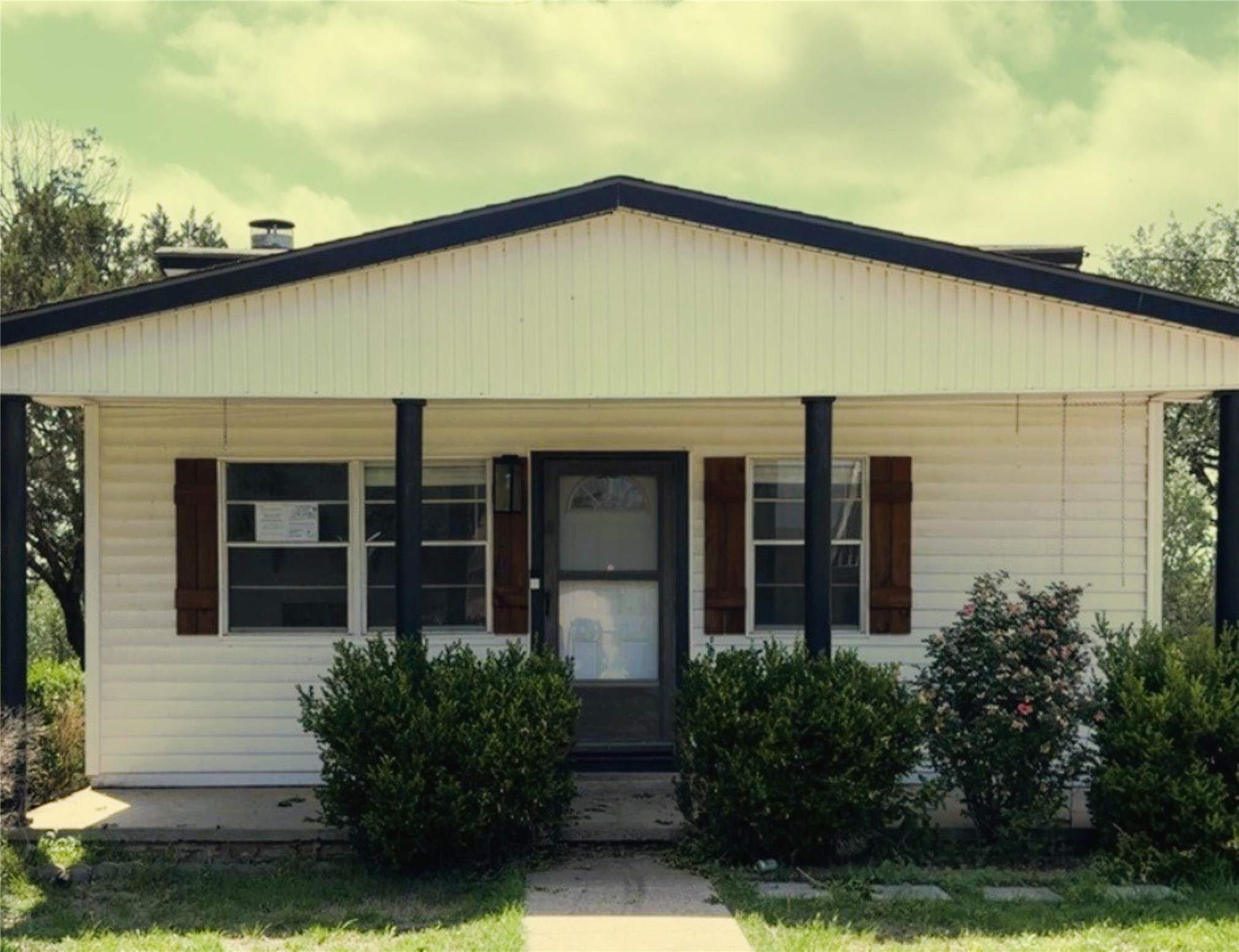 2817 N Mountain View Road Granbury TX 76048