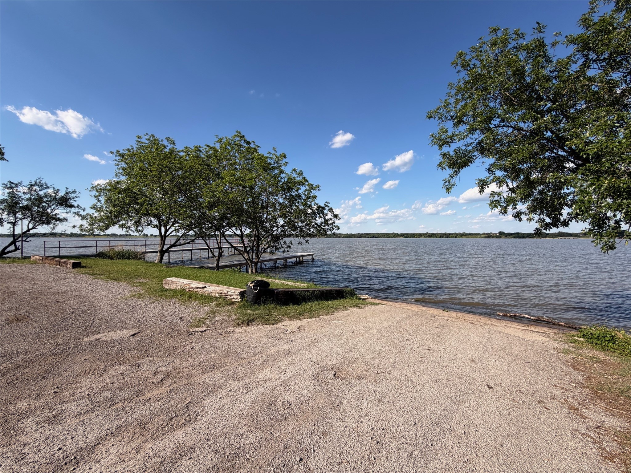 2817 N Mountain View Road Granbury TX 76048