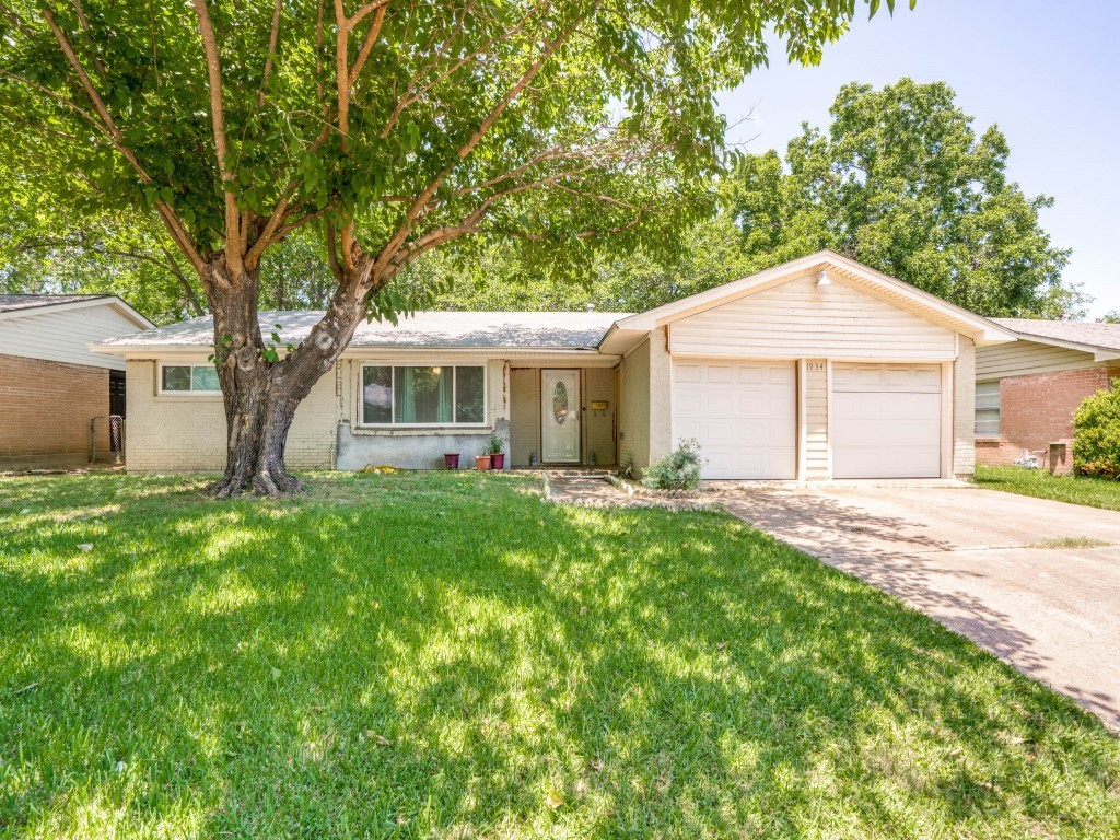 1934 Balla Way Grand Prairie TX 75051