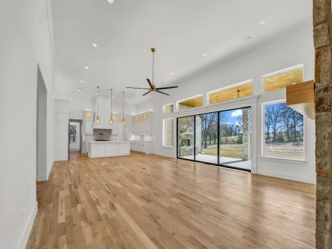 208 Dan Russell Bend Weatherford TX 76087