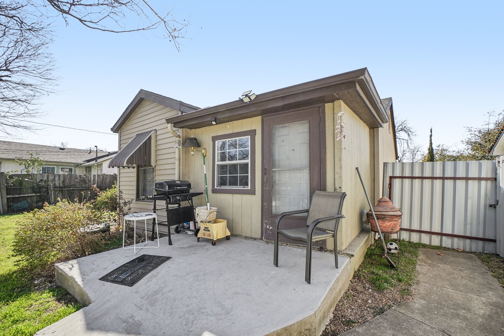 3737 Willing Avenue Fort Worth TX 76110