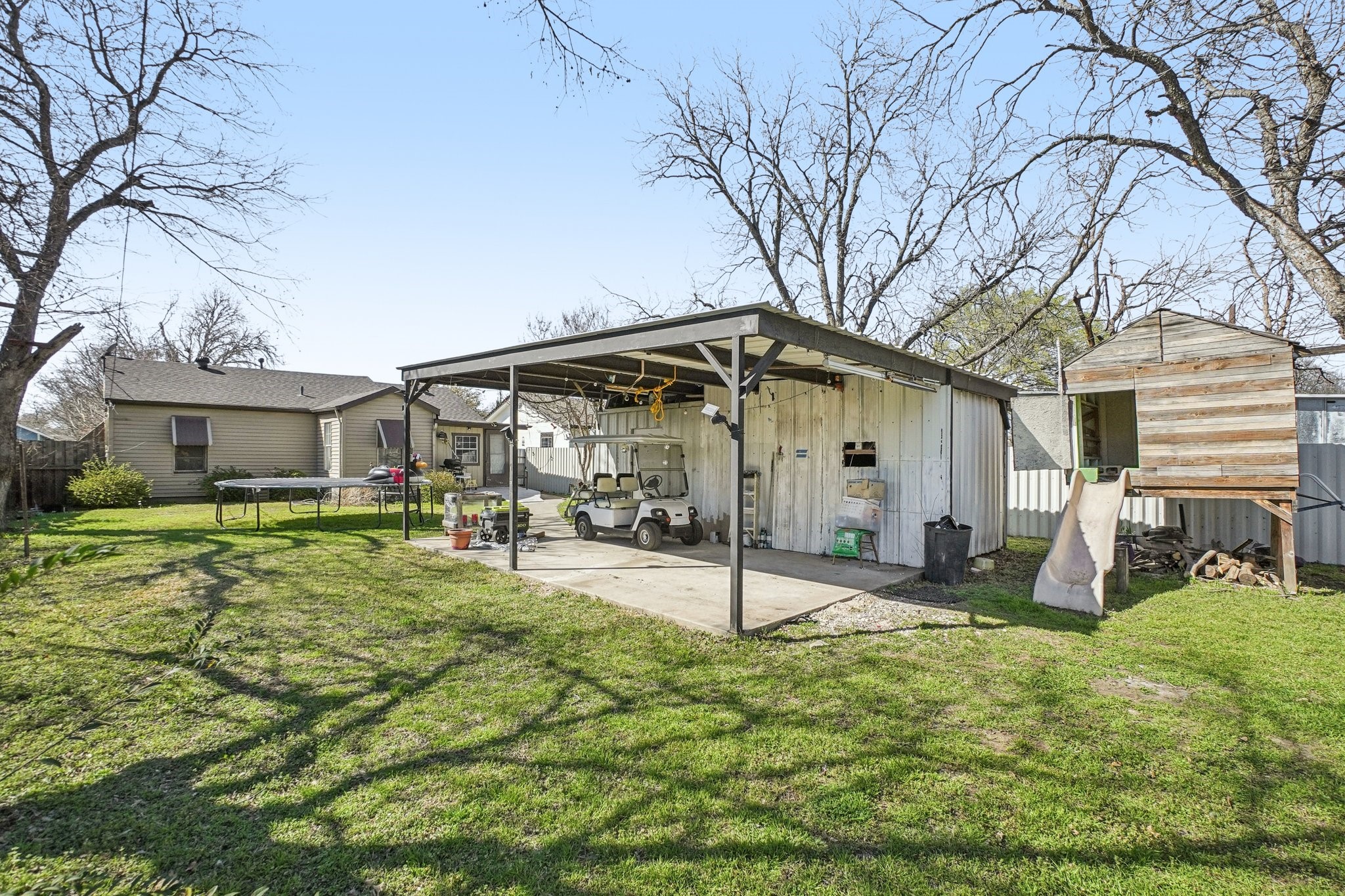 3737 Willing Avenue Fort Worth TX 76110