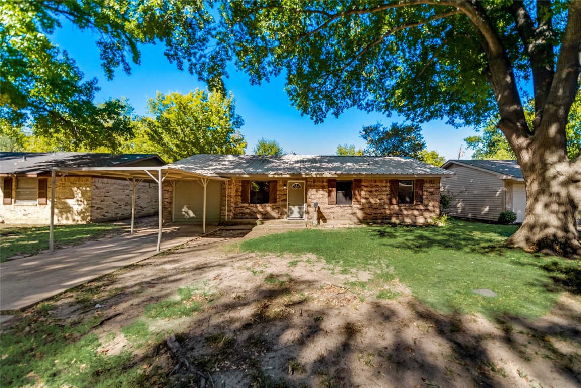 229 Victory Street Bonham TX 75418