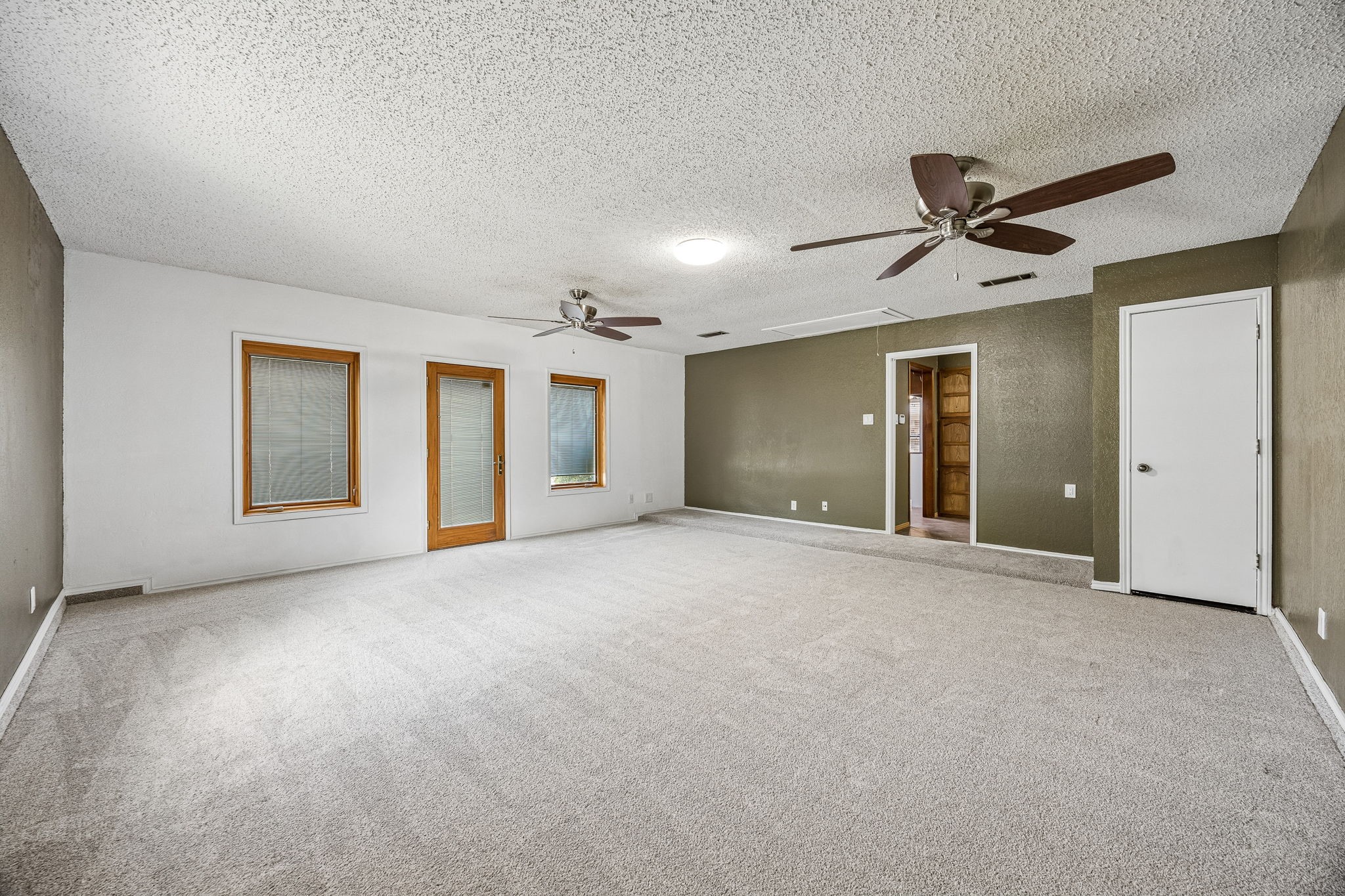 806 Glenn Drive Euless TX 76039