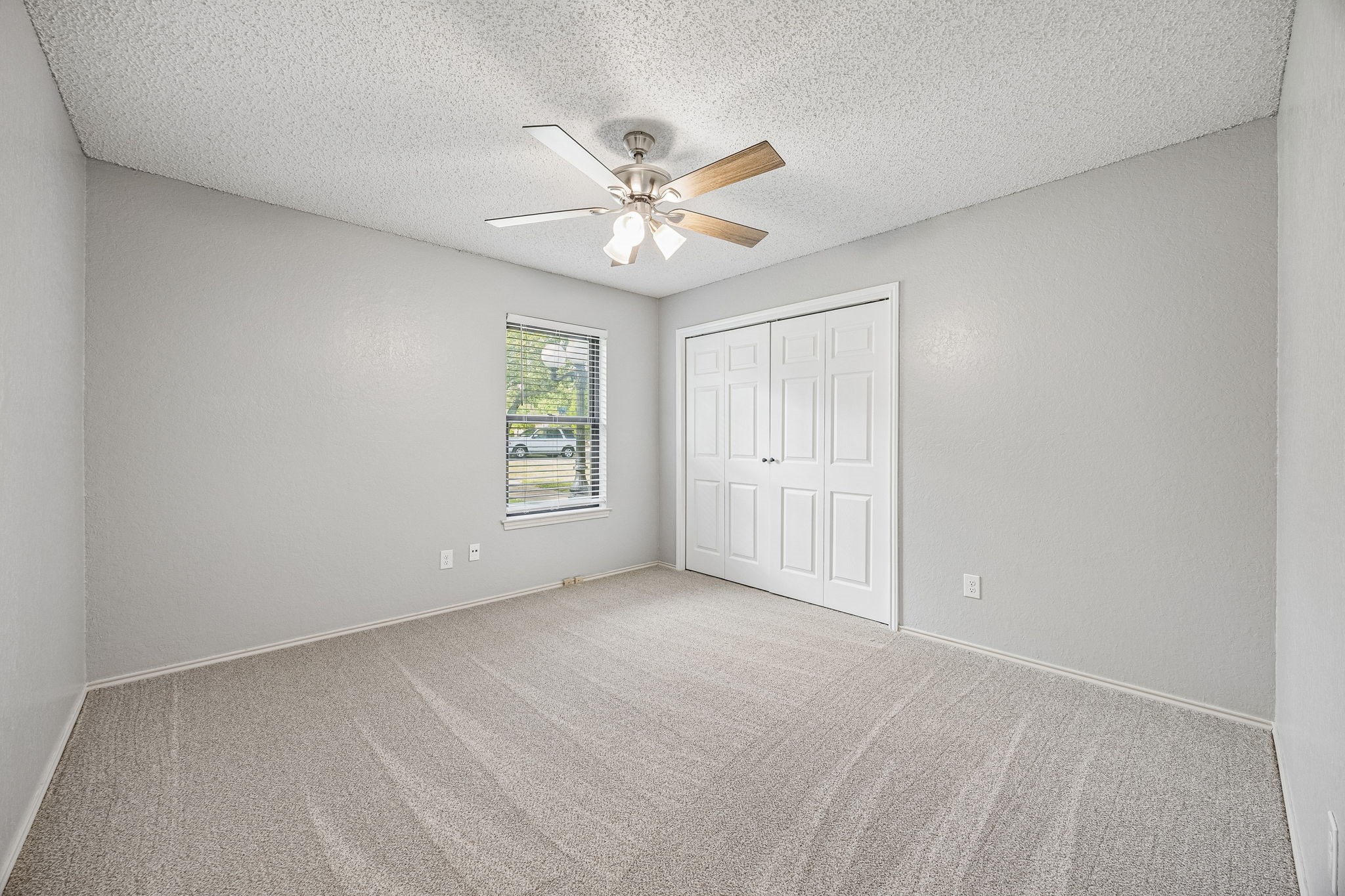 806 Glenn Drive Euless TX 76039