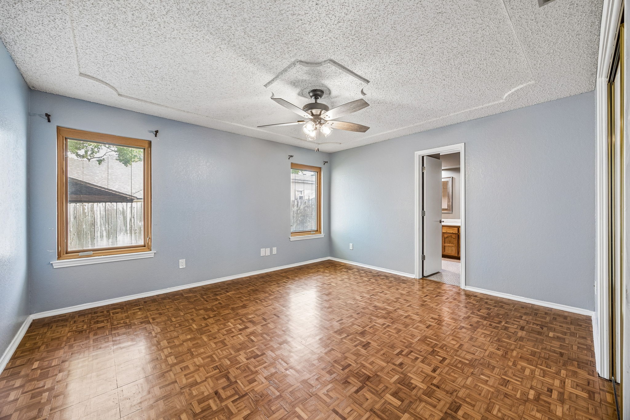 806 Glenn Drive Euless TX 76039