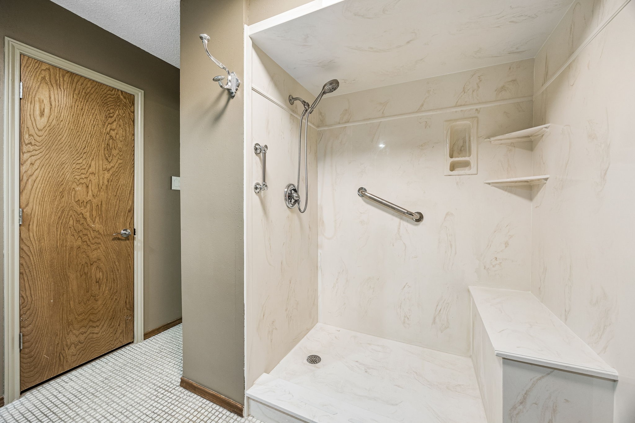 806 Glenn Drive Euless TX 76039