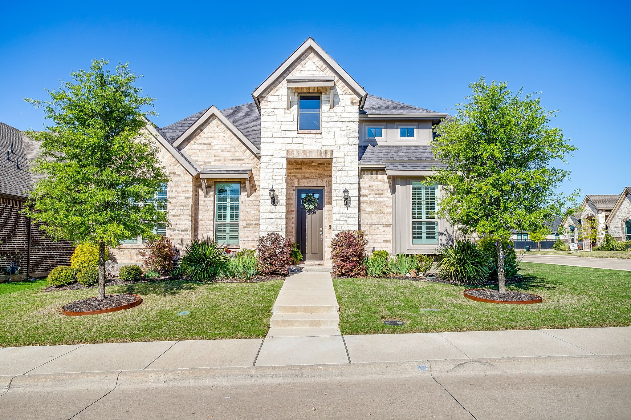 2001 Kati Jane Lane Midlothian TX 76065
