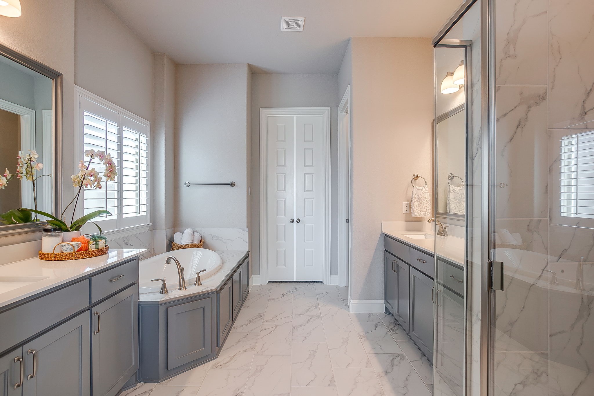 2001 Kati Jane Lane Midlothian TX 76065