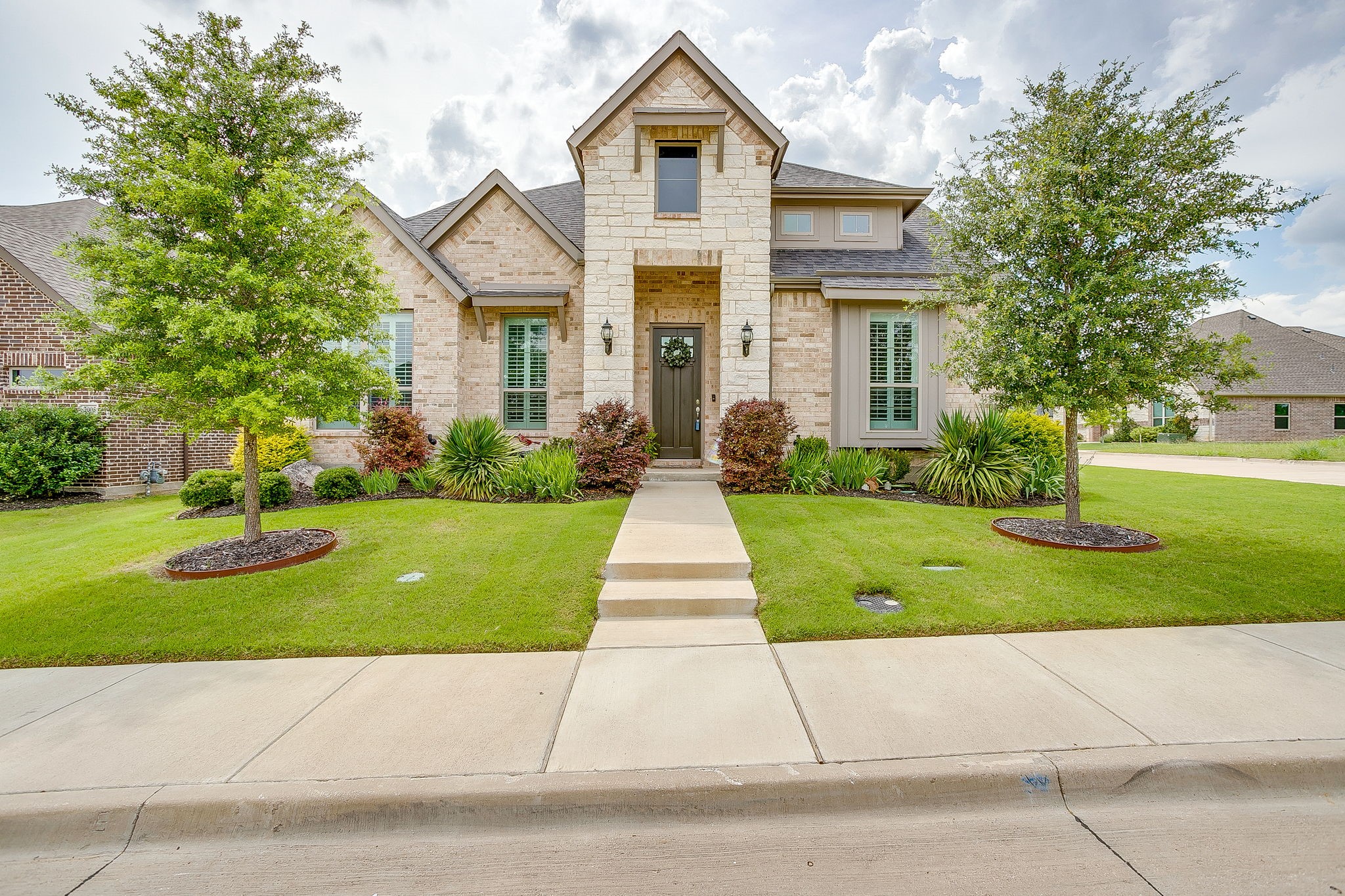 2001 Kati Jane Lane Midlothian TX 76065