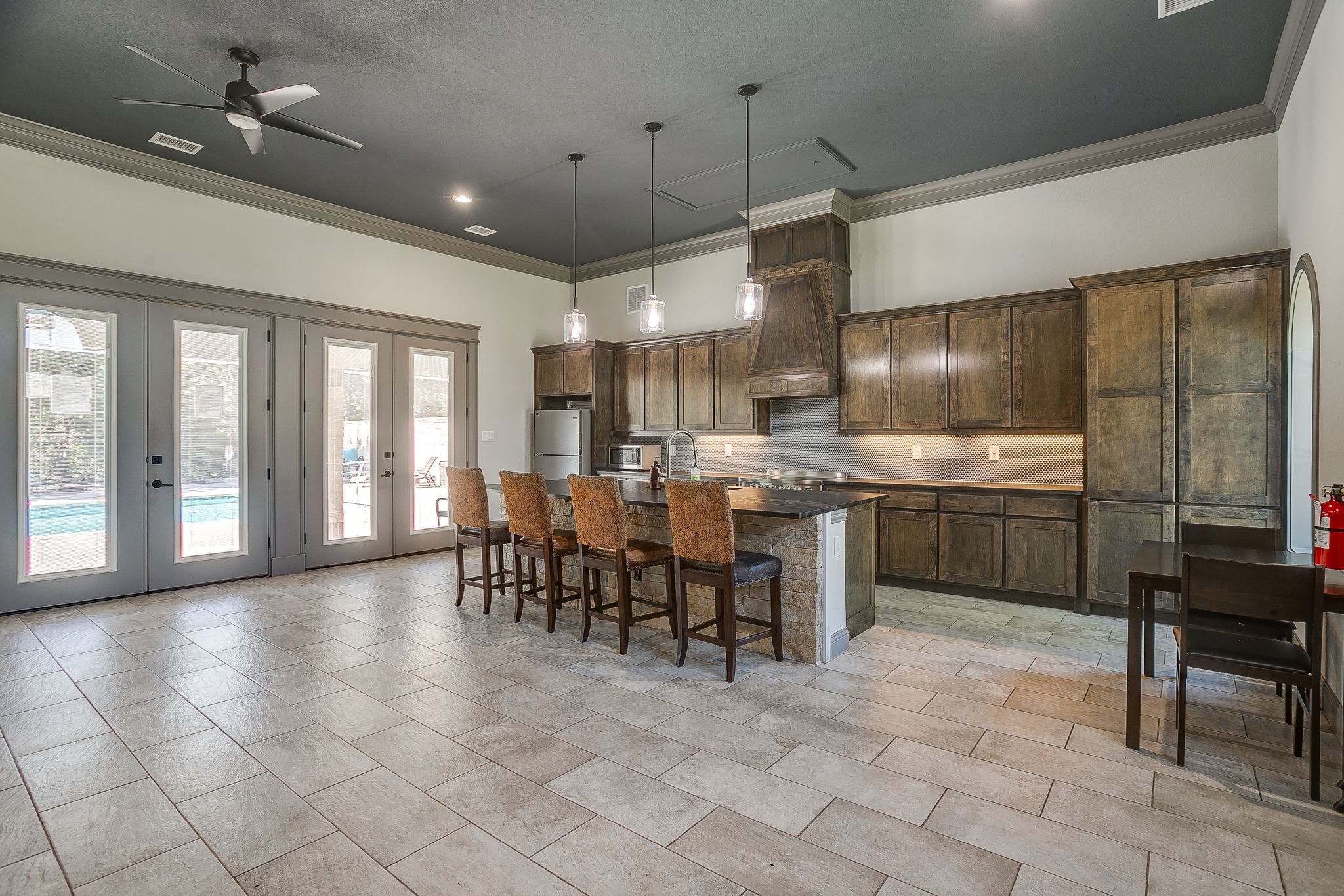 2001 Kati Jane Lane Midlothian TX 76065