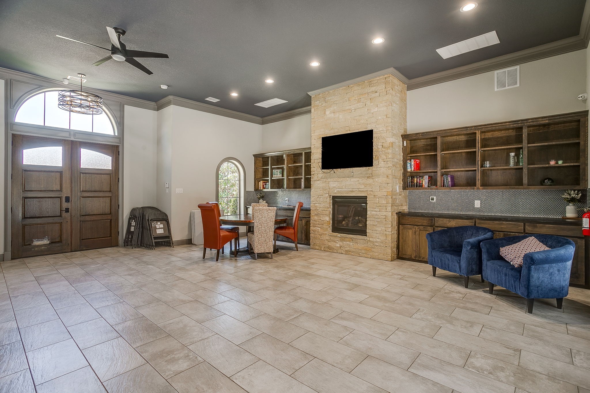 2001 Kati Jane Lane Midlothian TX 76065