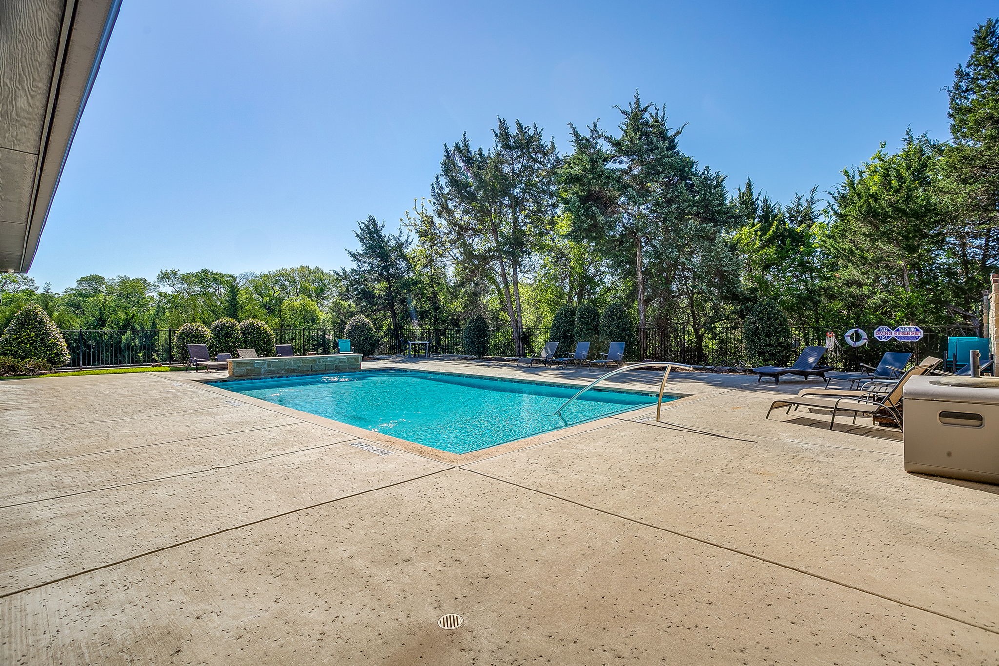 2001 Kati Jane Lane Midlothian TX 76065