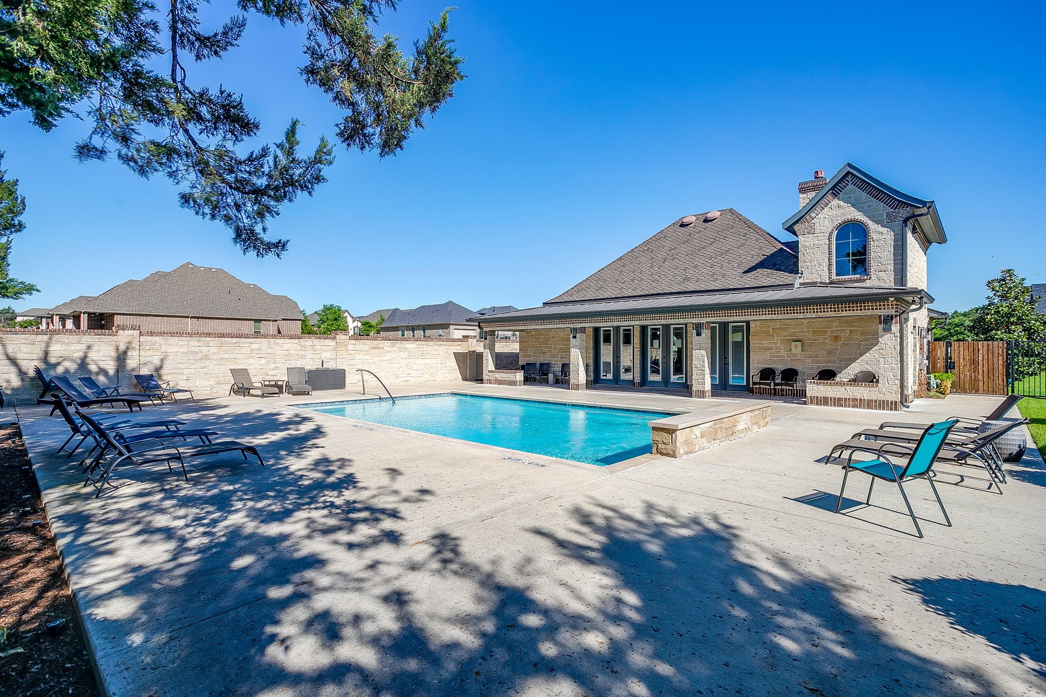 2001 Kati Jane Lane Midlothian TX 76065