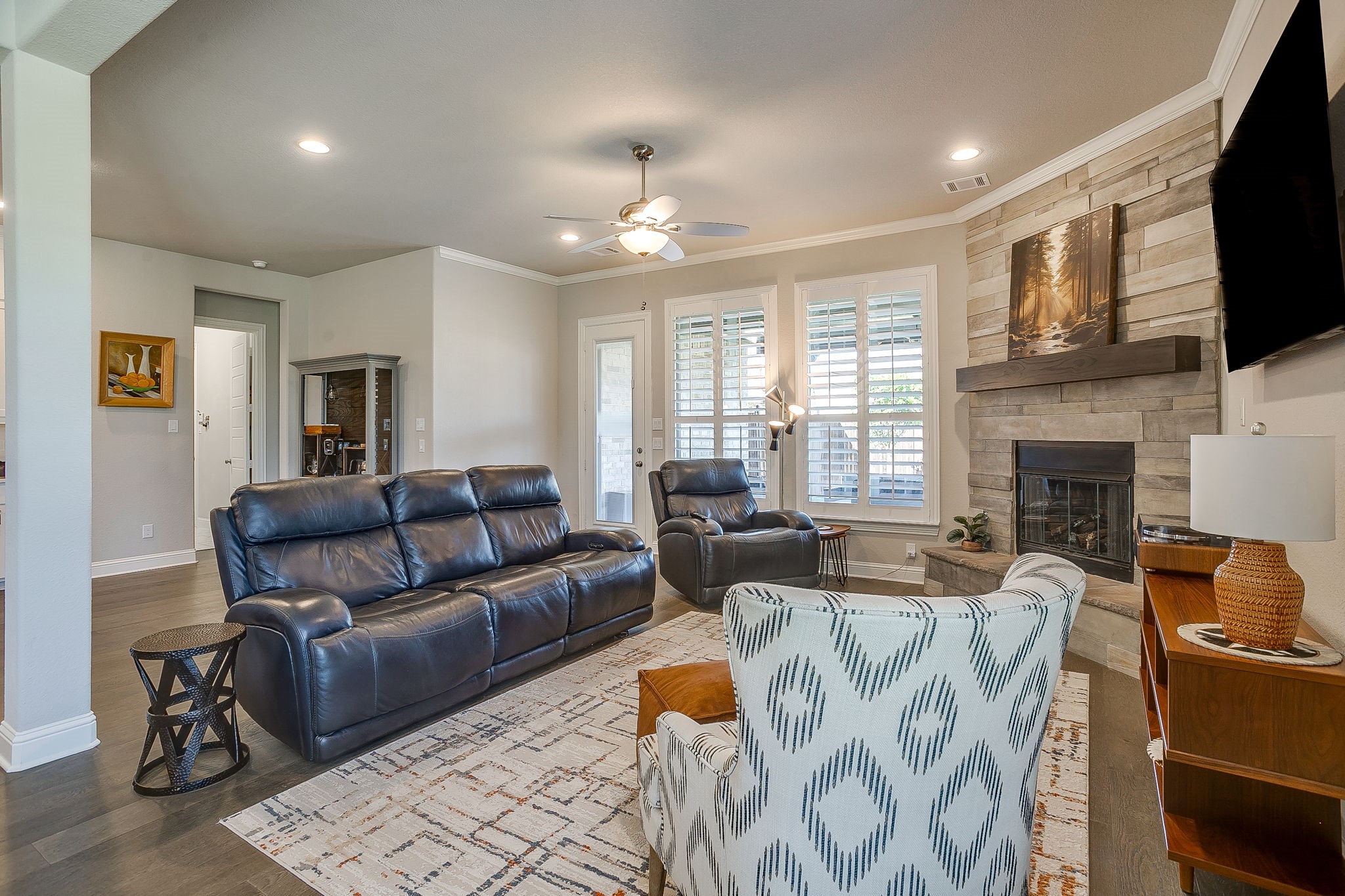 2001 Kati Jane Lane Midlothian TX 76065