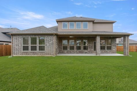 207 Tradd Street Glenn Heights TX 75154