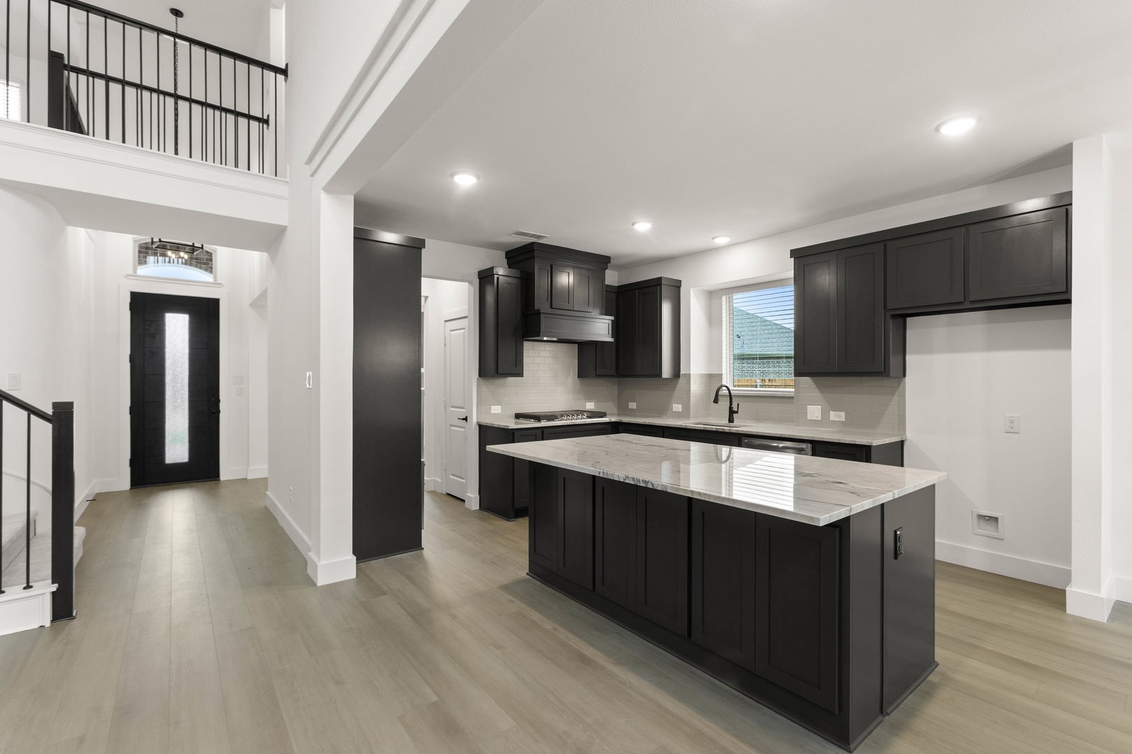 207 Tradd Street Glenn Heights TX 75154