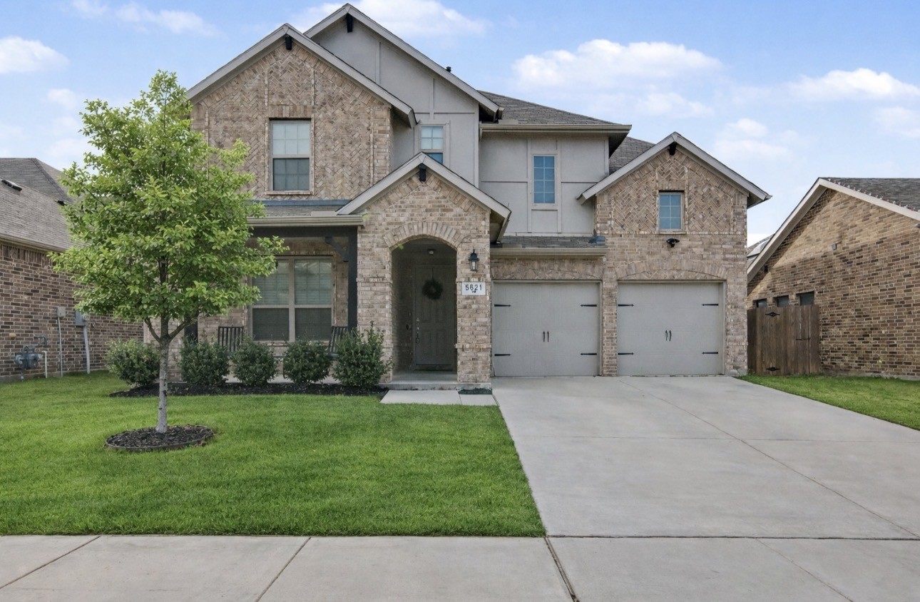5621 Salt Springs Drive Fort Worth TX 76179