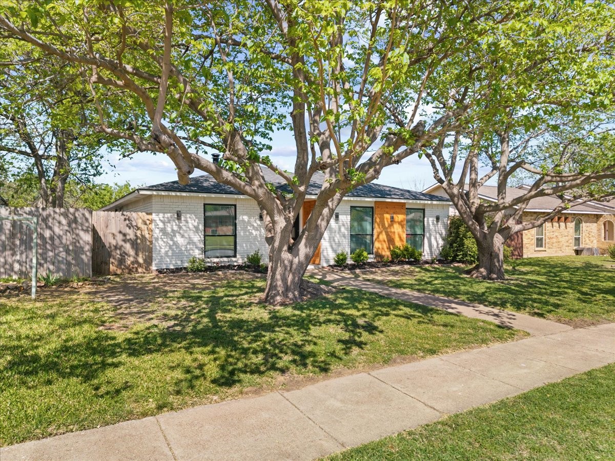 5089 Nash Drive The Colony TX 75056