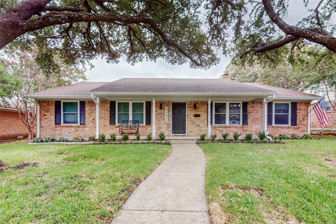 7746 La Verdura Drive Dallas TX 75248