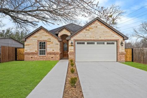 1004 S Sargent Street Fort Worth TX 76105
