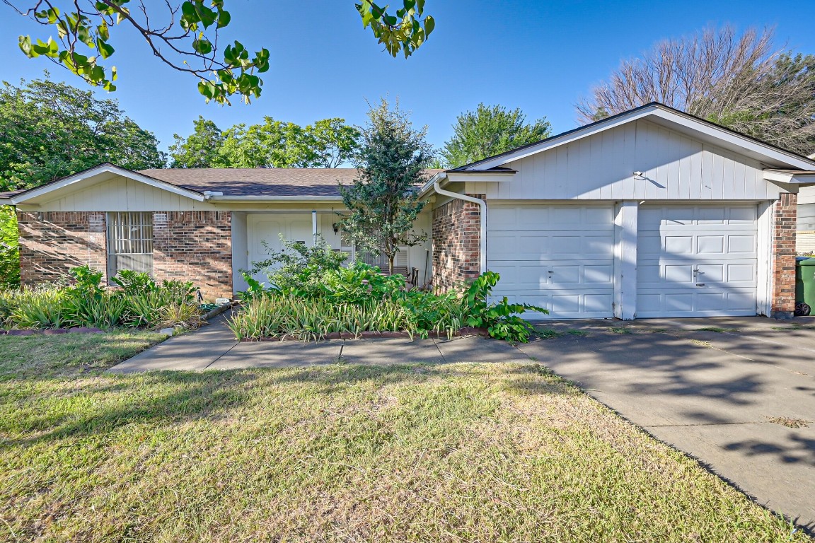 1702 Carla Avenue Arlington TX 76014