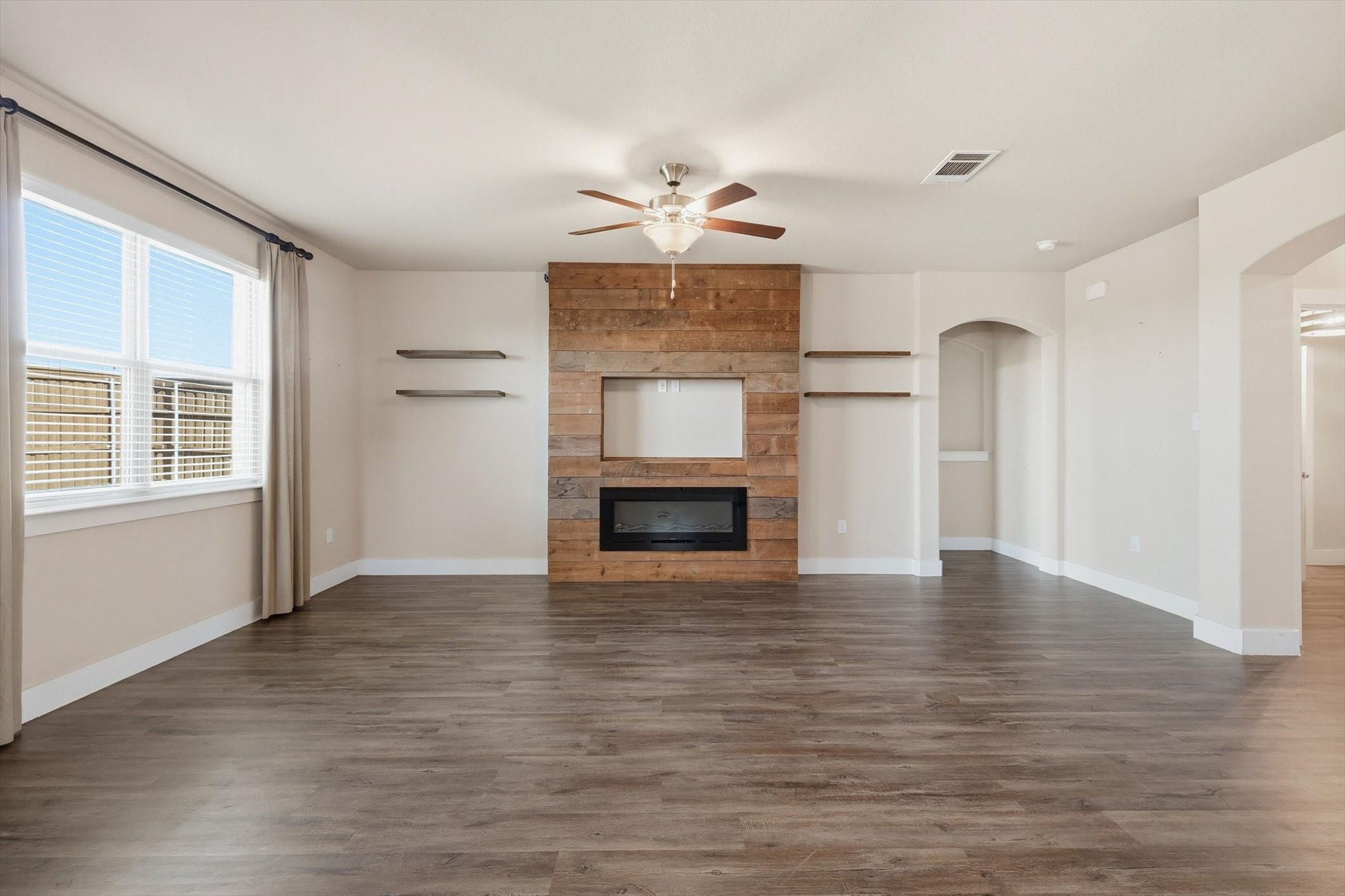100 N Highland Drive Sanger TX 76266