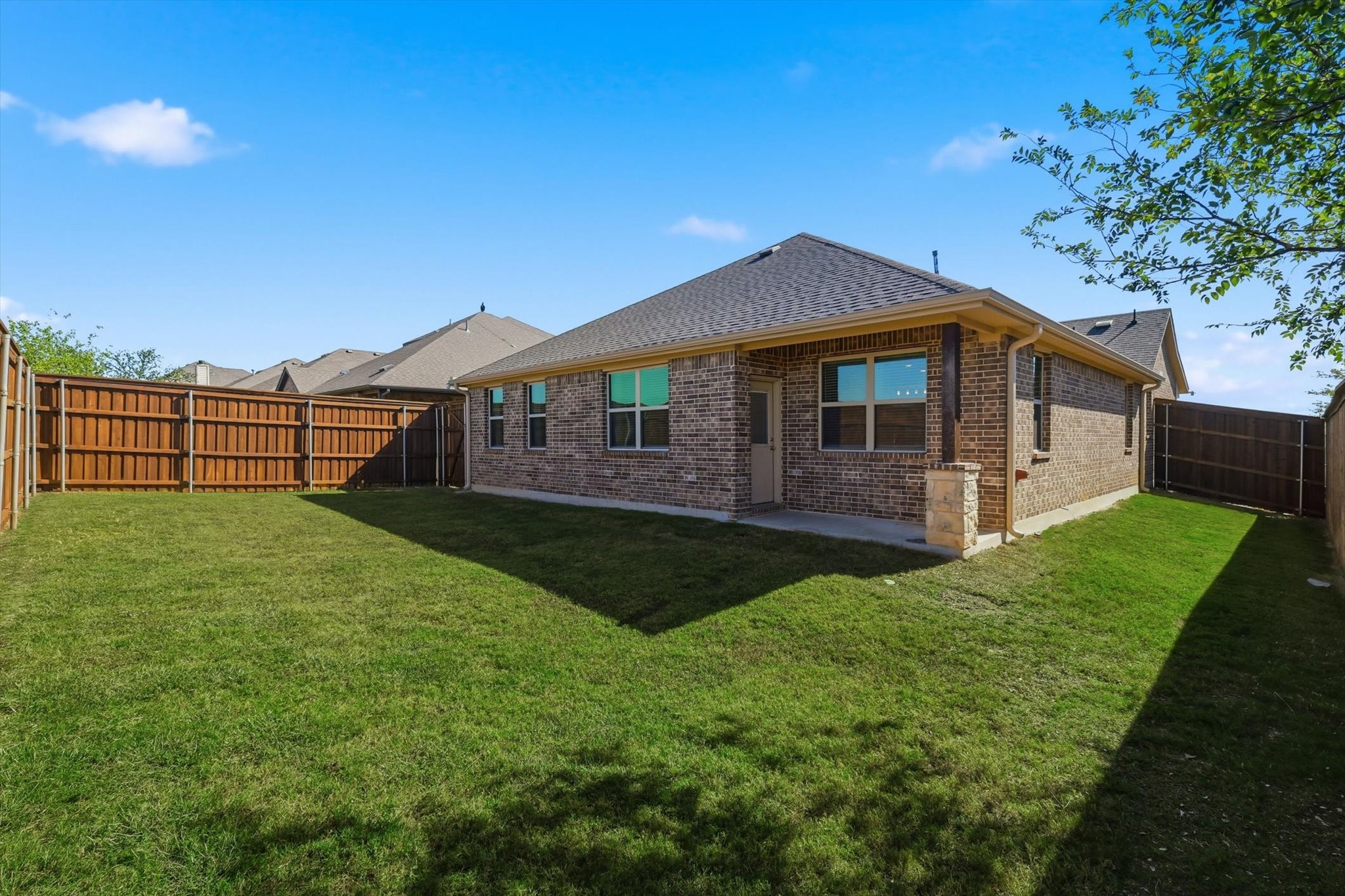 100 N Highland Drive Sanger TX 76266