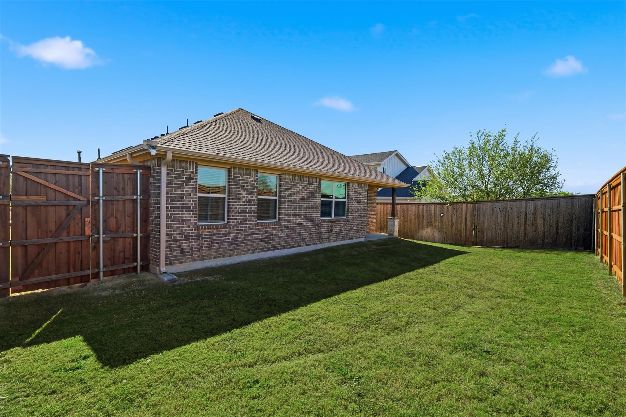 100 N Highland Drive Sanger TX 76266