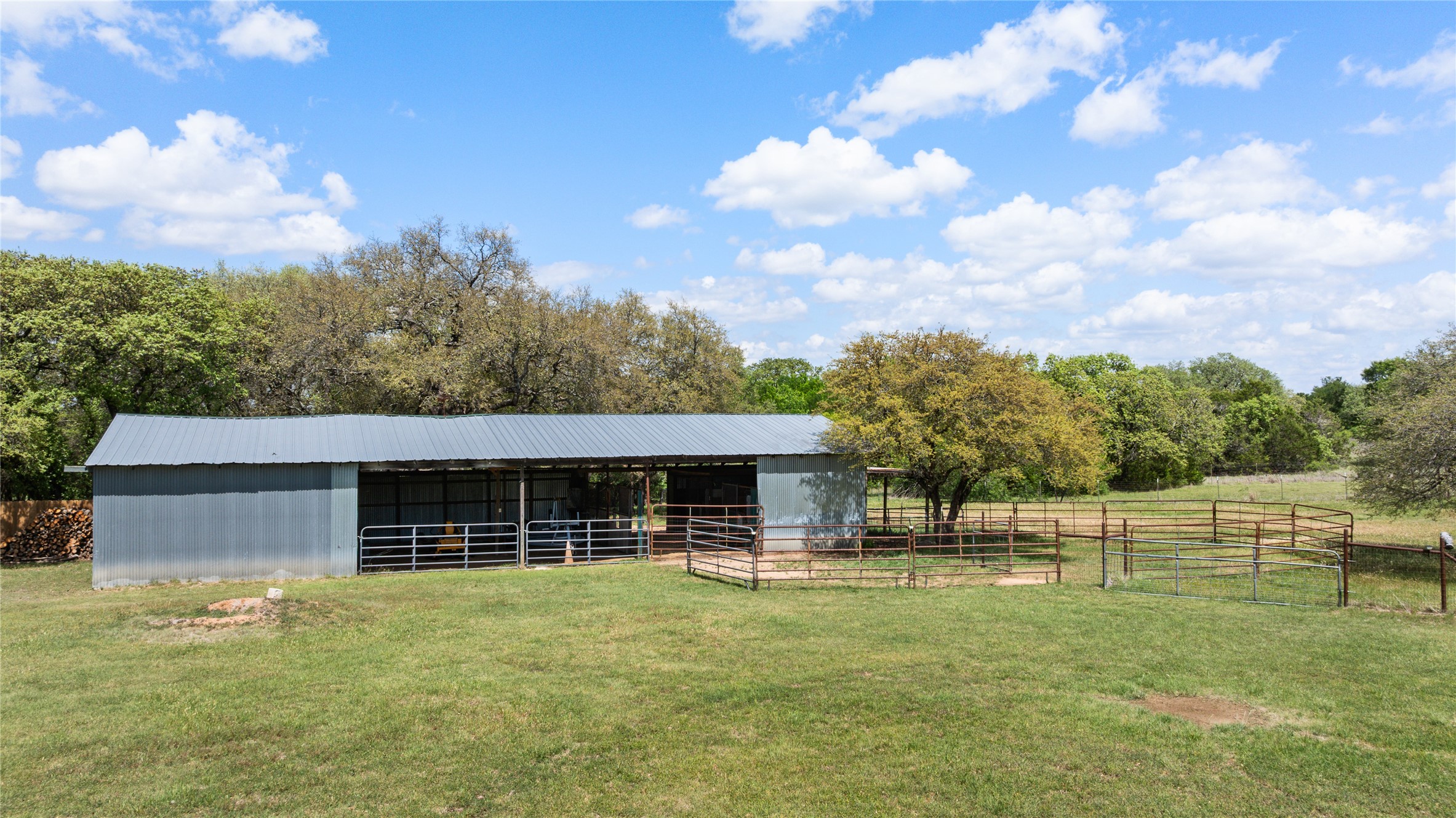 1311 Williamson Road Granbury TX 76048