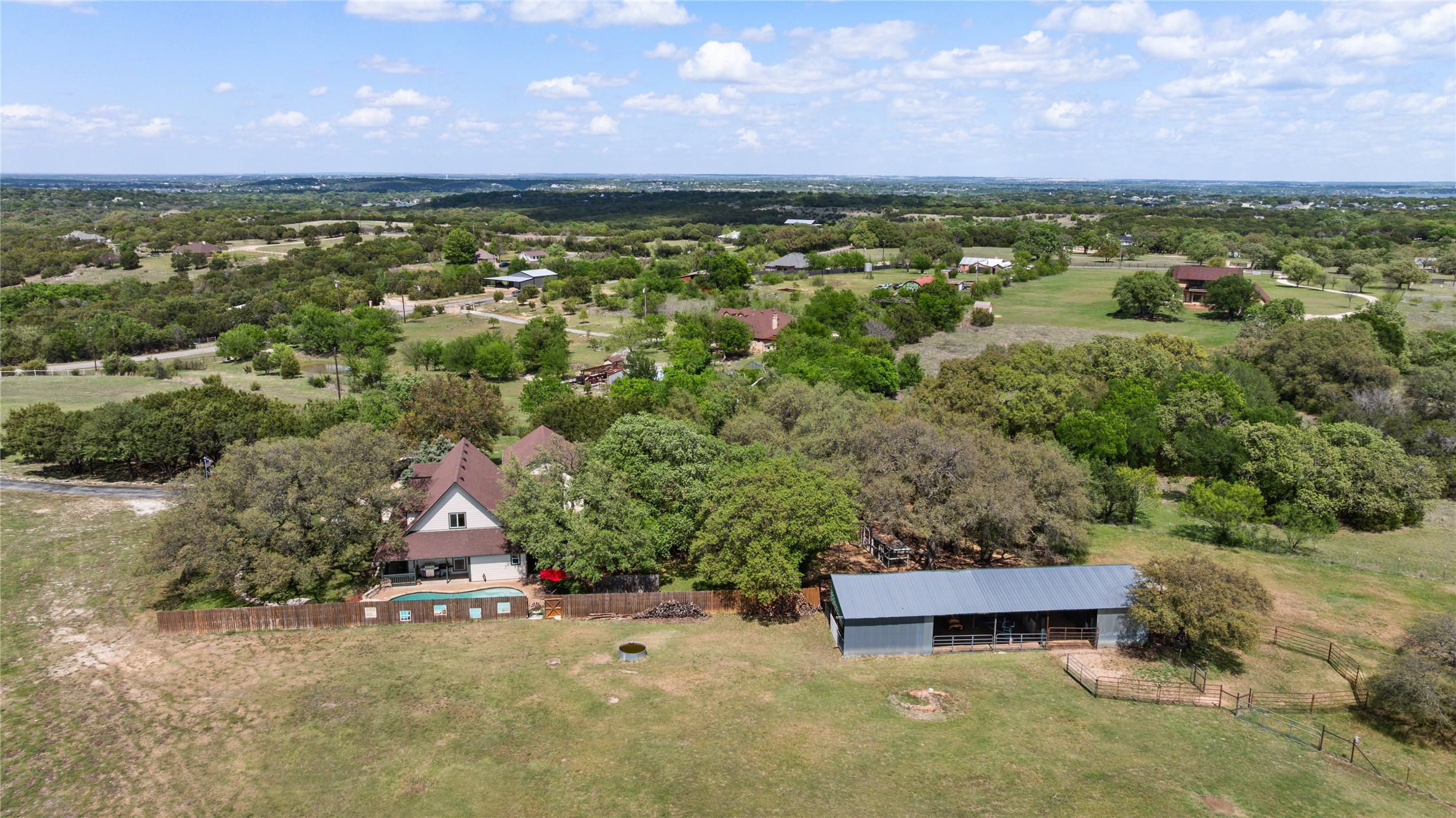 1311 Williamson Road Granbury TX 76048