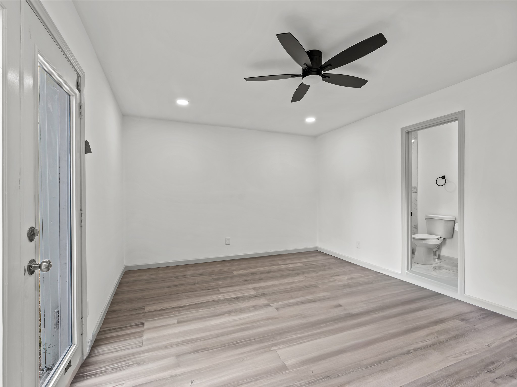 326 Bluebonnet Trail Garland TX 75043