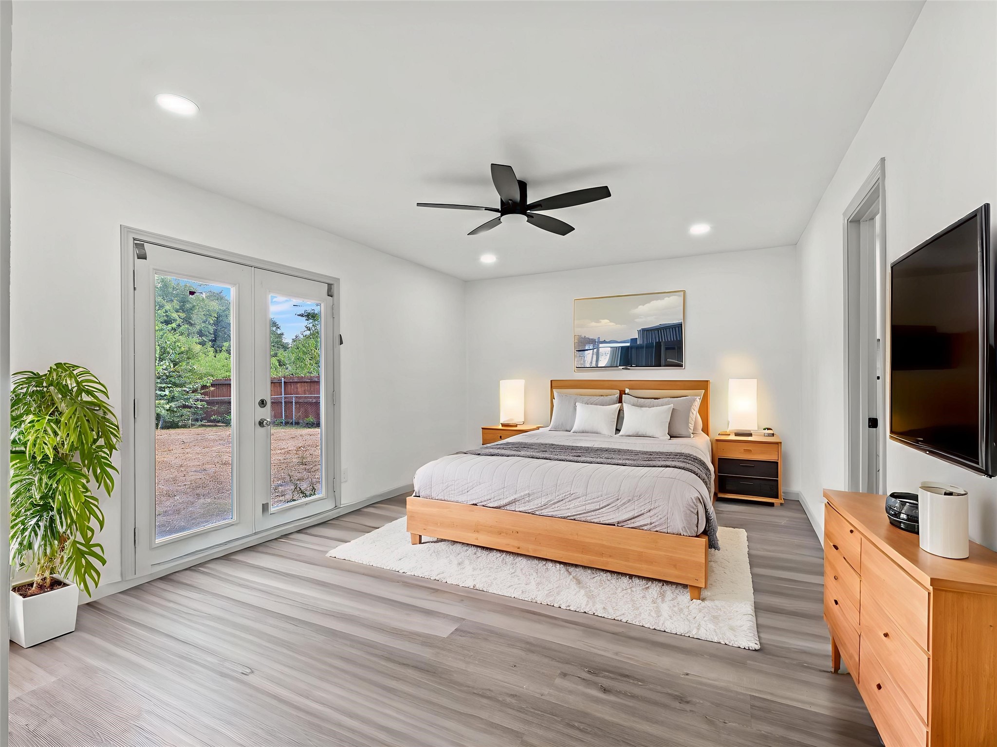 326 Bluebonnet Trail Garland TX 75043
